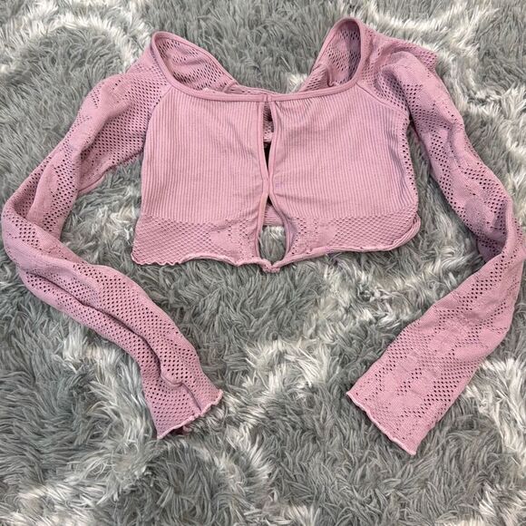 Urban outfitters seamless purple top size Xs   Has key hole design and stretches - Picture 1 of 5